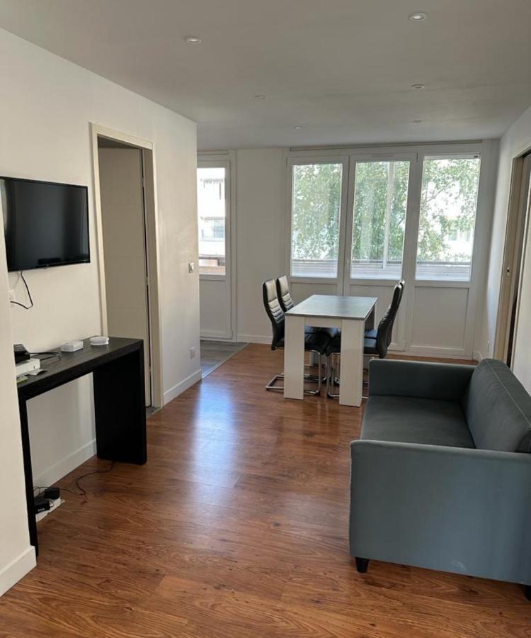 Appartement T4 Des Jardins Chambéry Dış mekan fotoğraf